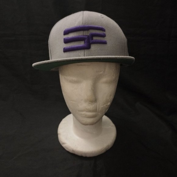 Men's Embroidered Snapback Hat - Picture 3 of 6